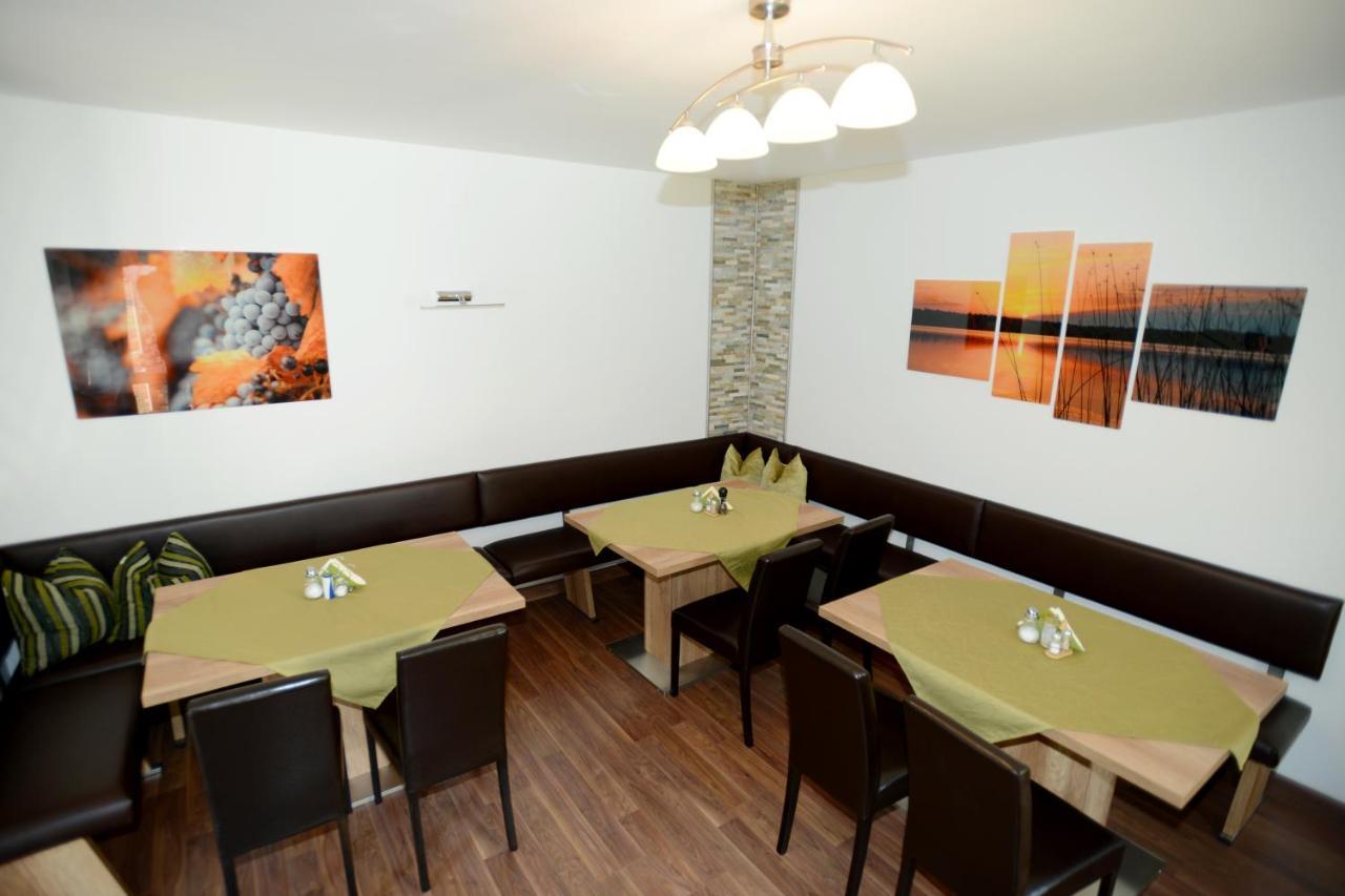 Weingut Apartment Hildegard Gangl Illmitz Eksteriør billede