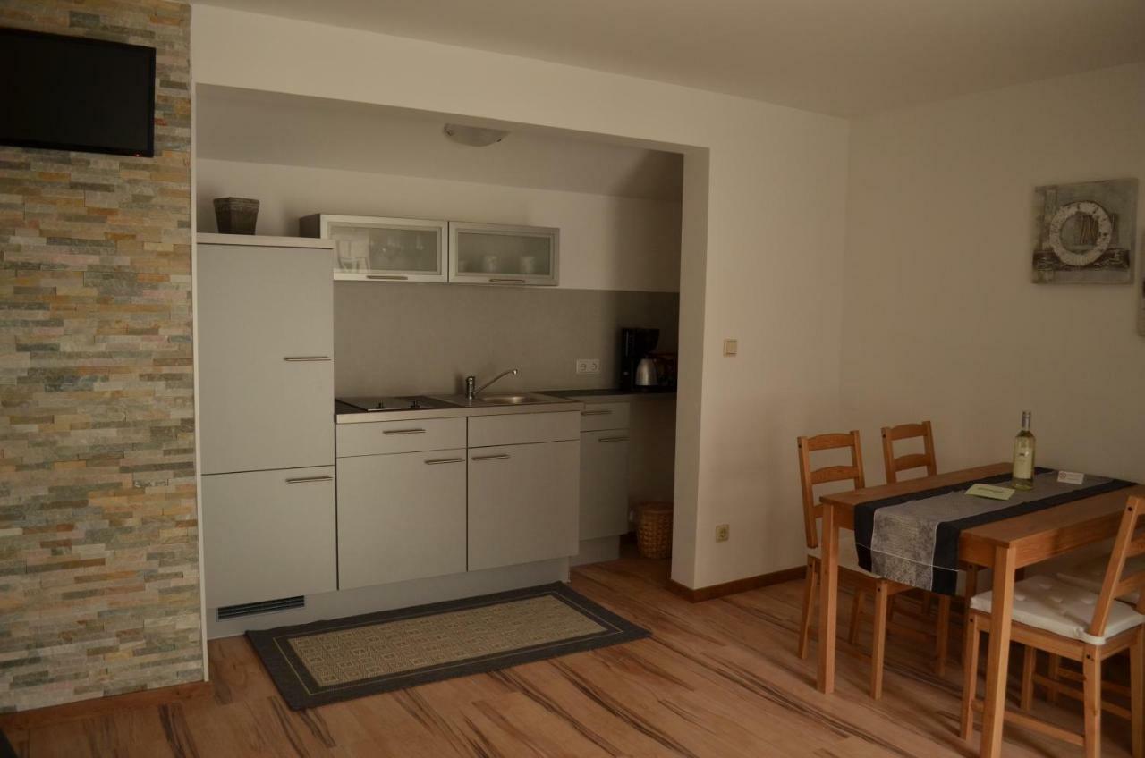 Weingut Apartment Hildegard Gangl Illmitz Eksteriør billede